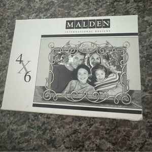 Family picture frame 4x6